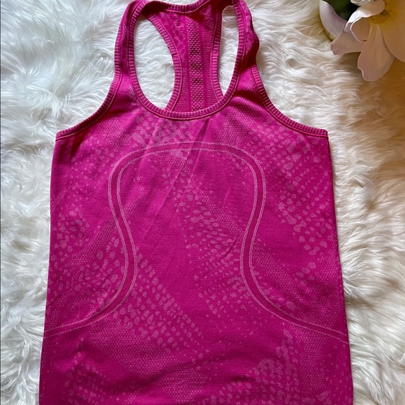 Lululemon 8 Run Swiftly Tech Racerback Tank Pink - Picture 1 of 10